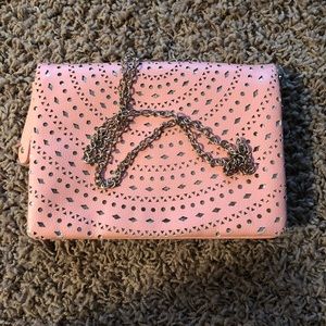 Super cute crossbody bag! Only worn once!